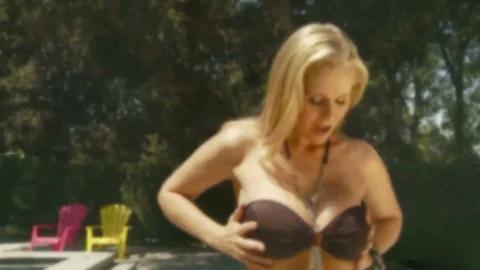 Zero Tolerance: Four-Way Fun with Julia Ann